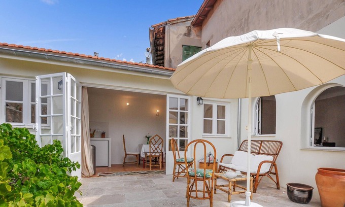 Old Town Apartment | Cozy apartment in Roquebrune-Cap-Martin