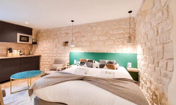 Clignancourt Apartment | Cozy apartement heart of Montmartre & historic Paris