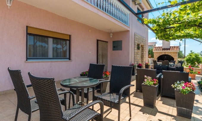 Biograd na Moru Apartment | Cozy apartment in Biograd na moru