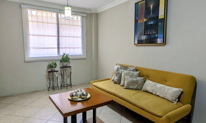 Garzota Apartment | COZY APARTMENT IN FRONT THE AIRPORT 5minDriving 10minWalking
