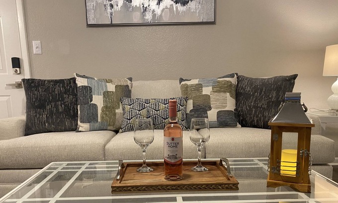 Hoover Apartment | Cozy apartment in Hoover