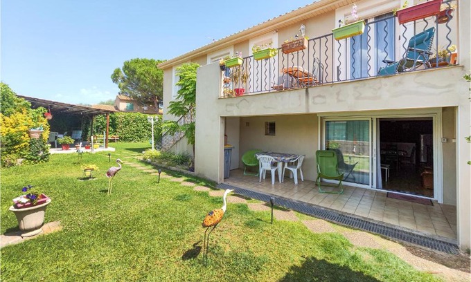 Loupian Apartment | Cozy Apartment In Loupian With Wifi