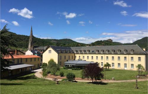 Saint-Affrique Apartment | Cozy Apartment In Saint-Affrique