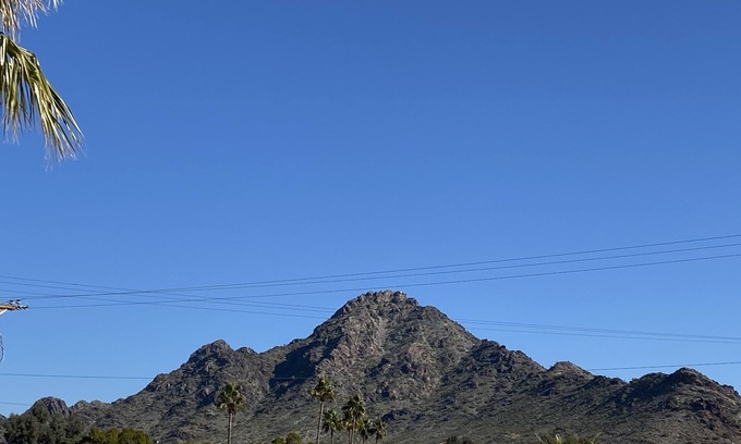 Camelback East Apartment | Cozy Apartment in the heart Central Phoenix