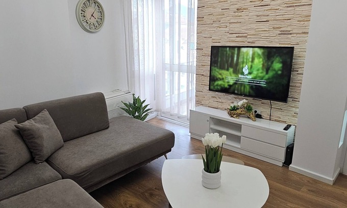 Tirana Apartment | Cozy apartment in Tirana with 2 bedrooms