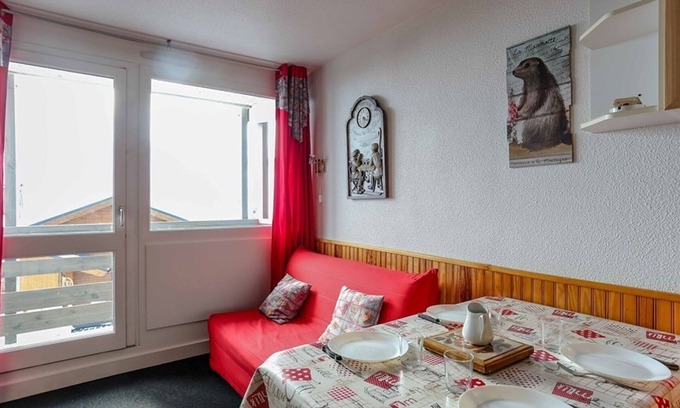 Val-Thorens Apartment | Cozy Apartment in Val Thorens - 4 Guests, South-Facing Balcony, Ski-In/Ski-Out