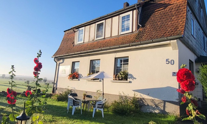 Sachsenhausen Condo | Cozy apartment on the 1st floor, near Edersee, good infrastructure, pet-friendly.