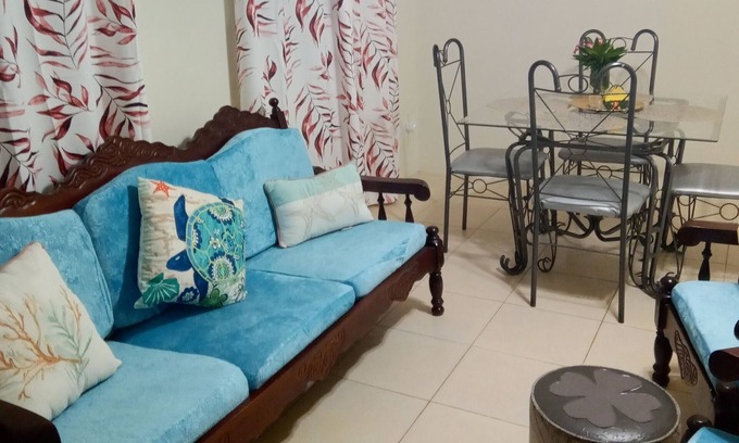 Christie Apartment | Cozy apartment w/air conditioning. Near beaches, malls and luxurious shopping.