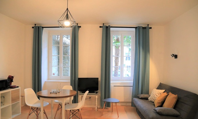 Argeles Gazost Apartment | Cozy apartment with terrace