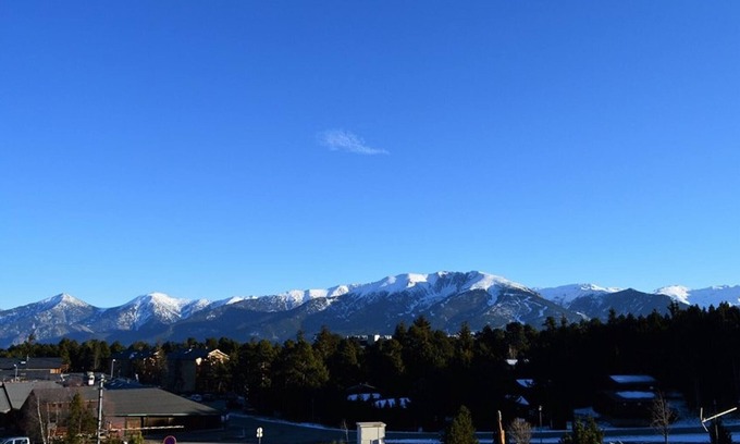 Pyrenees 2000 Apartment | Cozy apartment with mezzanine and parking, close to ski slopes