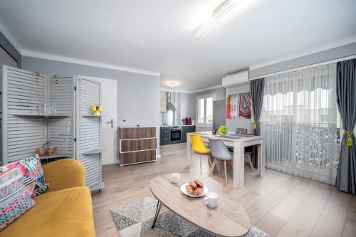 Mont Boron Apartment | Cozy Appartement close to Port of Nice