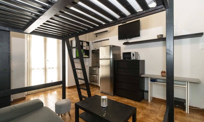 Vanchiglia Apartment | Cozy Apt 2 minutes from the 'Mole Antonelliana'!x2