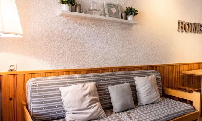 Val-Thorens Apartment | Cozy apt in Val Thorens for 4, near slopes and amenities