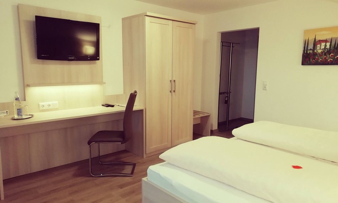 Grattersdorf Apartment | Cozy attic room (20m2) without balcony
