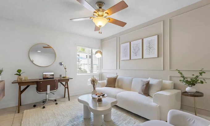 SoHo Apartment | Cozy Bayshore Escape | Pool, Gym, FREE Parking