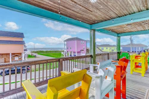 Port Bolivar House | Cozy Beach Cabin - Beautiful Coast Views