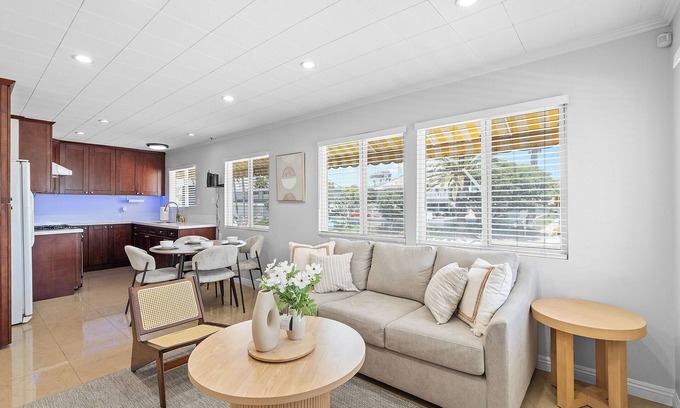 Seal Beach Bed & Breakfast | Cozy Beach Home Steps to Sand