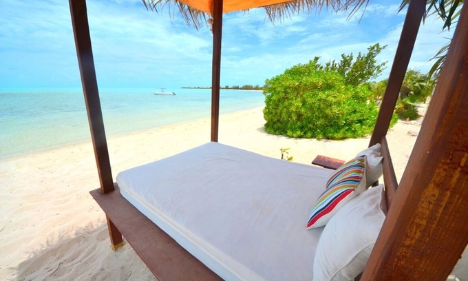 Leeward Settlement Cottage | Cozy Beach House 2 on Kite Boarding Beach. Silver Palm Cottage #2