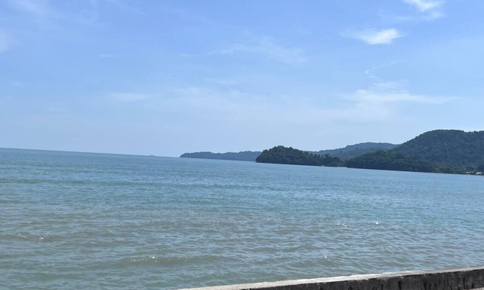 Bayan Lepas House | Cozy Beach Retreat In Teluk Kumbar