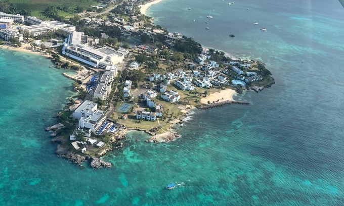 Orange Bay Apartment | Cozy Beachfront Studio apartment, private pool & Beach in Negril, Jamaica. #145