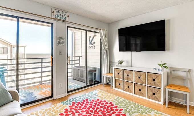 Garden City Condo | Cozy Beachfront Condo w/WiFi, Views & Pool Access