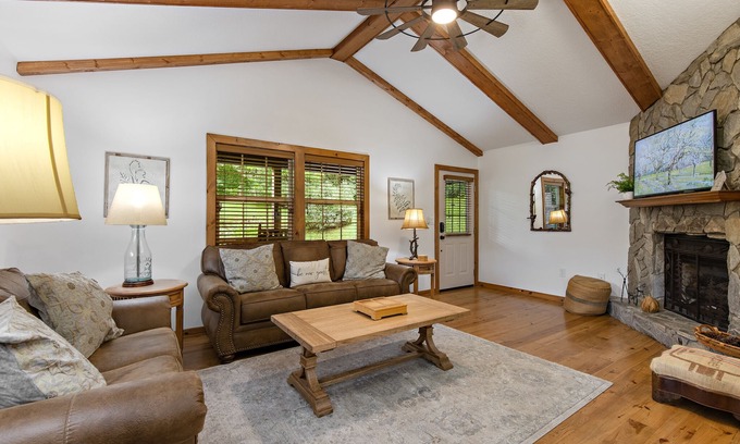 Blowing Rock House | Cozy Blue Ridge Retreat