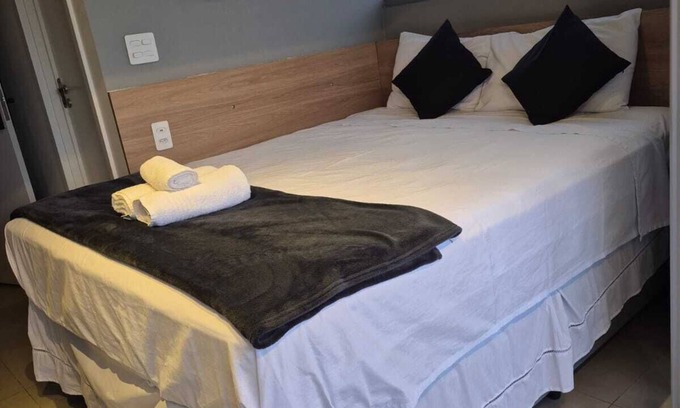 Jardins Apartment | Cozy studio in Jardins, pet friendly, close to Paulista and Ibirapuera.