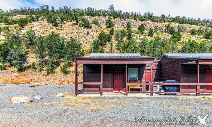 Alto House | Cozy Bungalow with HOT TUB & Pet Friendly!