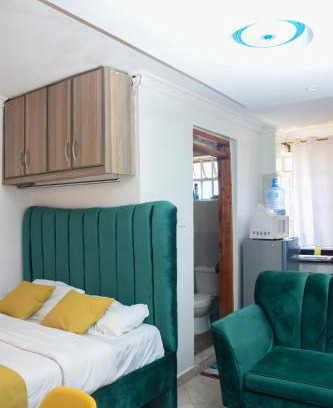 Ruiru Bed & Breakfast | Cozy Cabin Apartment