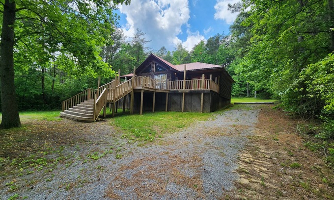 Fort Payne House | Cozy Cabin at Little River Canyon