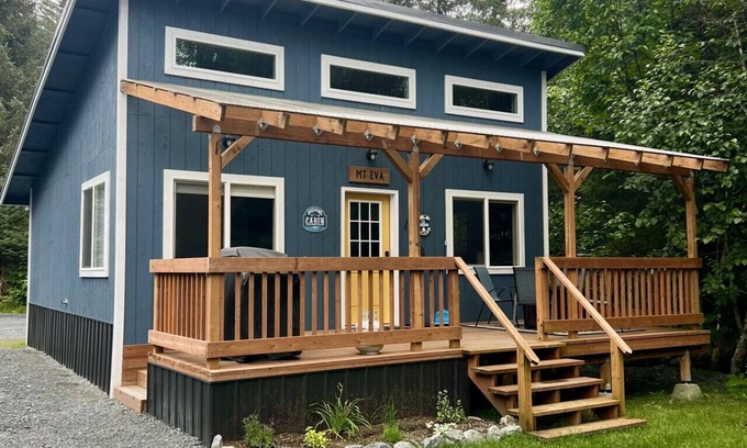 Bear Creek Cabin | Cozy cabin built in 2020!