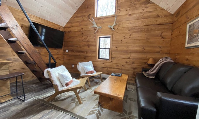 Minden Hills Cabin | Cozy Cabin in Haliburton w/Sauna