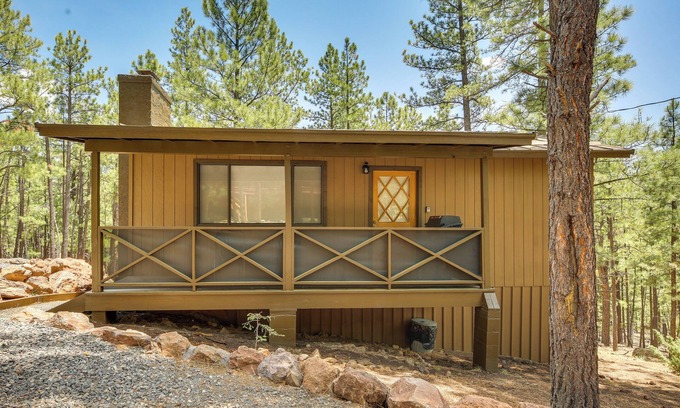 Greer Cabin | Cozy Cabin Near Colorado River: Hike, Bike & Ski