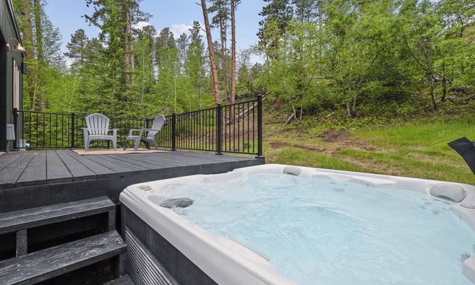 Lead Cabin | Cozy Cabin Near Trails, Large Parking Area, Hot Tub, 1/4 Mile off Highway!