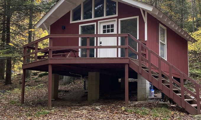 Karthaus Cabin | Cozy Cabin Overlooking the River!