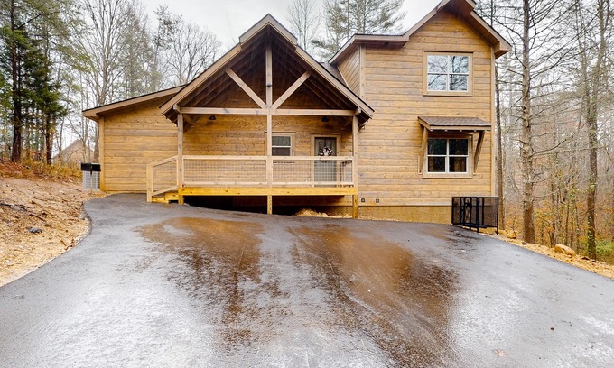 Gatlinburg - Pigeon Forge Cabin | Cozy cabin stay w/private pool, hot tub, movie room, & free attraction tickets