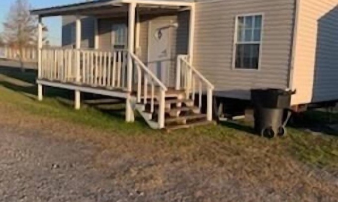 Boothville-Venice Cabin | Cozy camp on private property minutes from hunting, fishing and restaurants.