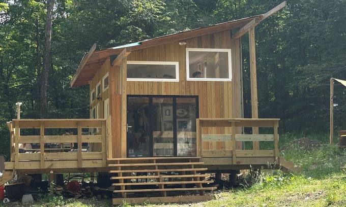 Long Eddy Cabin | Cozy Casita- Grill, Fire Pit, Pet-Friendly, Wifi