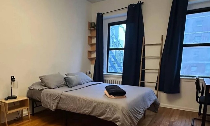 Midtown West Apartment | Cozy & Charming Studio for 2! Amazing location!