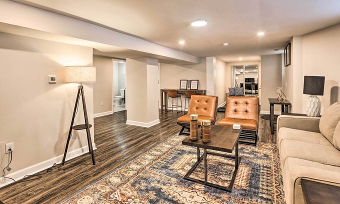 East Walnut HIlls Apartment | Cozy-Chic Cincy Apartment < 4 Mi to Dtwn & Stadium