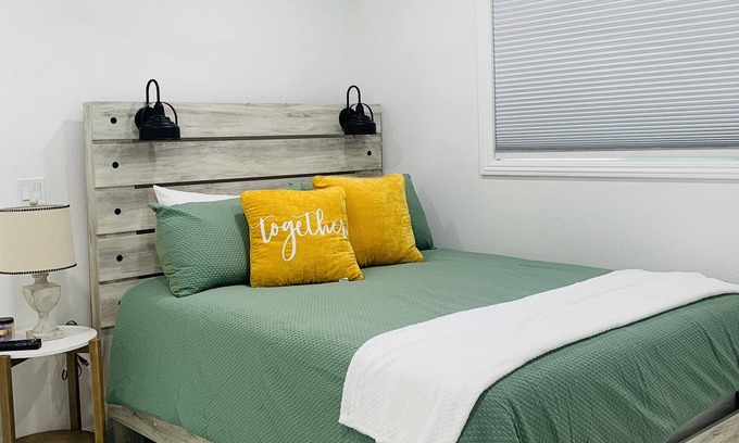 Whitney Apartment | Cozy, Clean, and Cute 1-Bedroom Guest Studio