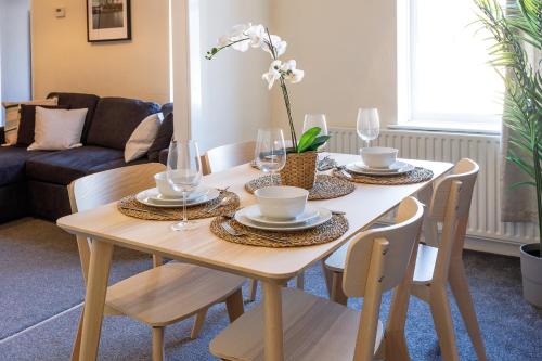 Tynemouth Apartment | Cozy Coastal Getaway