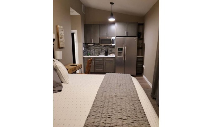 Comfort Apartment | Cozy Comfortable Studio Suite 5
