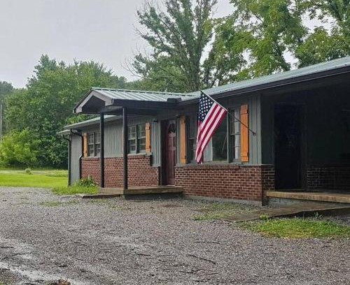 Tellico Plains Other | Cozy Compass House