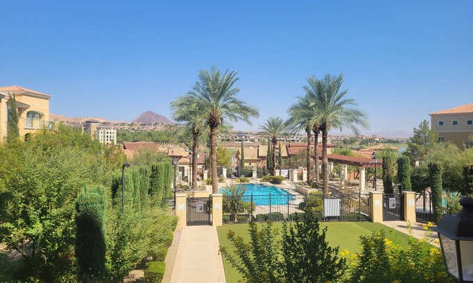 Lake Las Vegas Condo | Cozy condo in fabulous Lake Las Vegas with 2 pools and a hot tub!