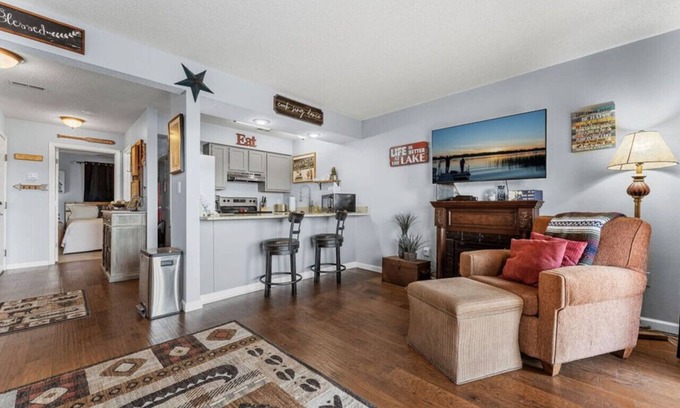 Notch Estates Apartment | Cozy Condo near SDC and Branson