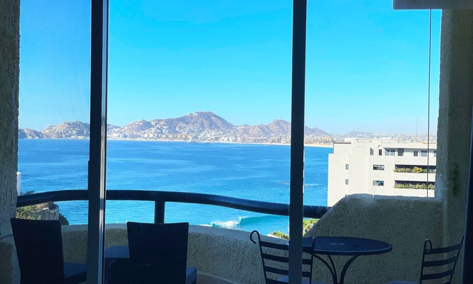 Cabo Bello Apartment | Cozy condo with an astonishing ocean view