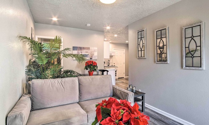 Florence Cottage | Cozy Cottage Centrally Located in Florence!