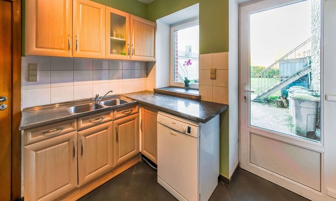 Ambly Cottage | Cozy Cottage in Ambly with Sauna