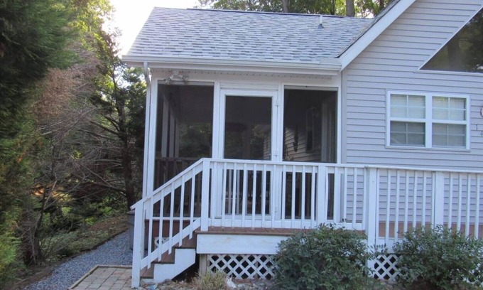 Ocean Pines Cottage | Cozy Cottage in Ocean PInes MD